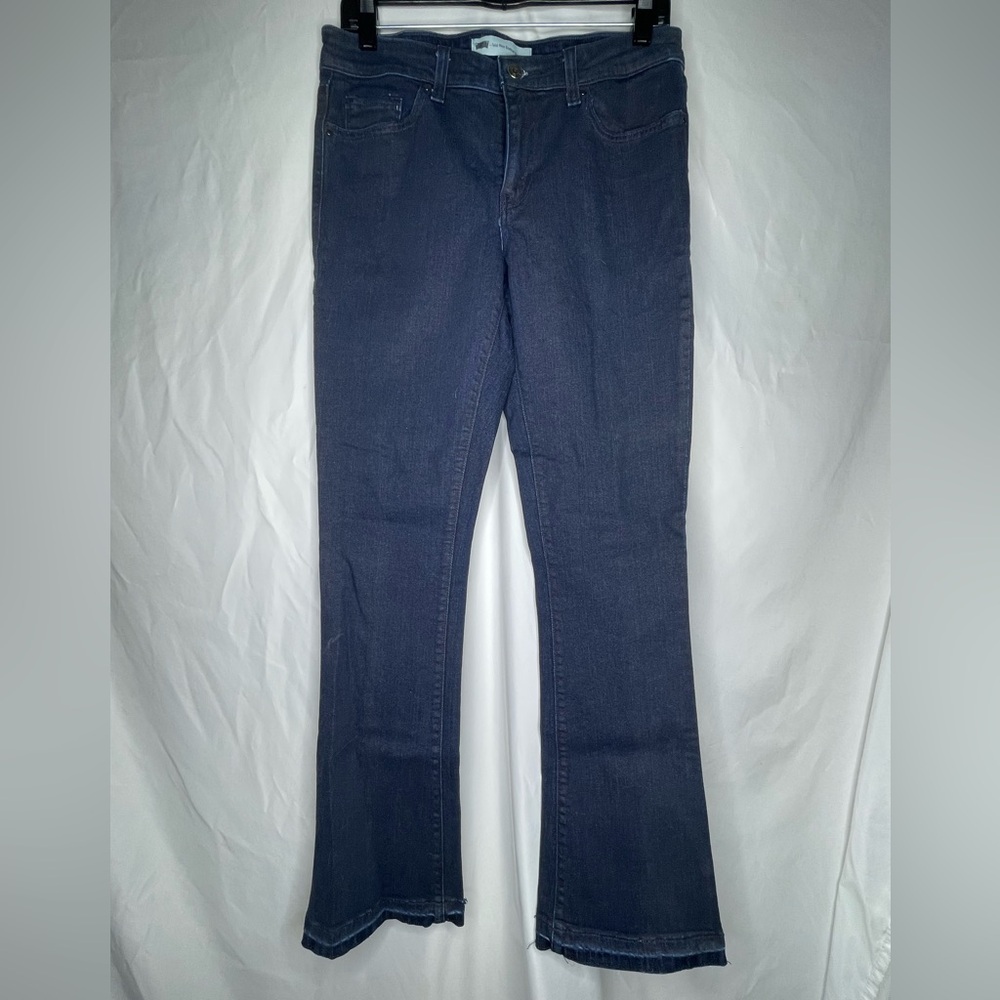 Levi’s Mid Rise Bootcut Skinny Dark Wash Blue Jeans Size 29/32